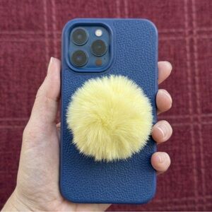 🆕Faux Fur Yellow Air Bag Cell Phone Bracket: Universal Phone Grip